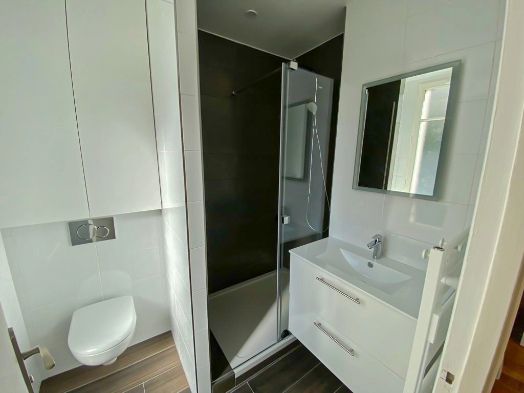 Agencement salle de bain appartement haussmannien