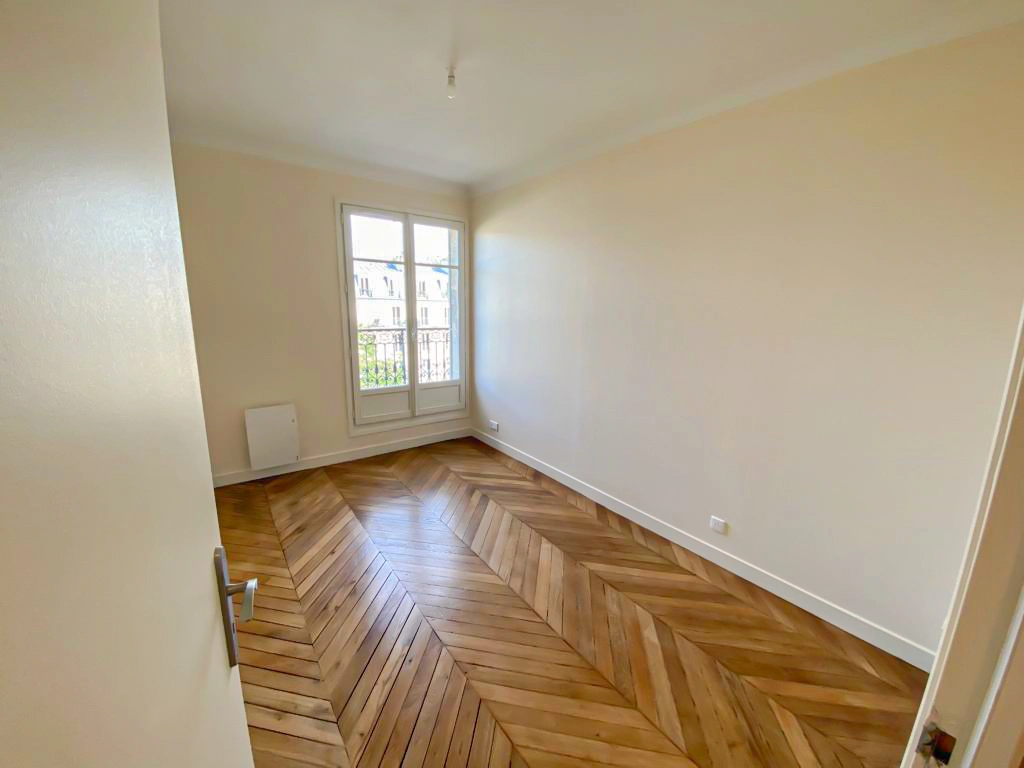 Mise en place parquet d'un appartement haussmannien
