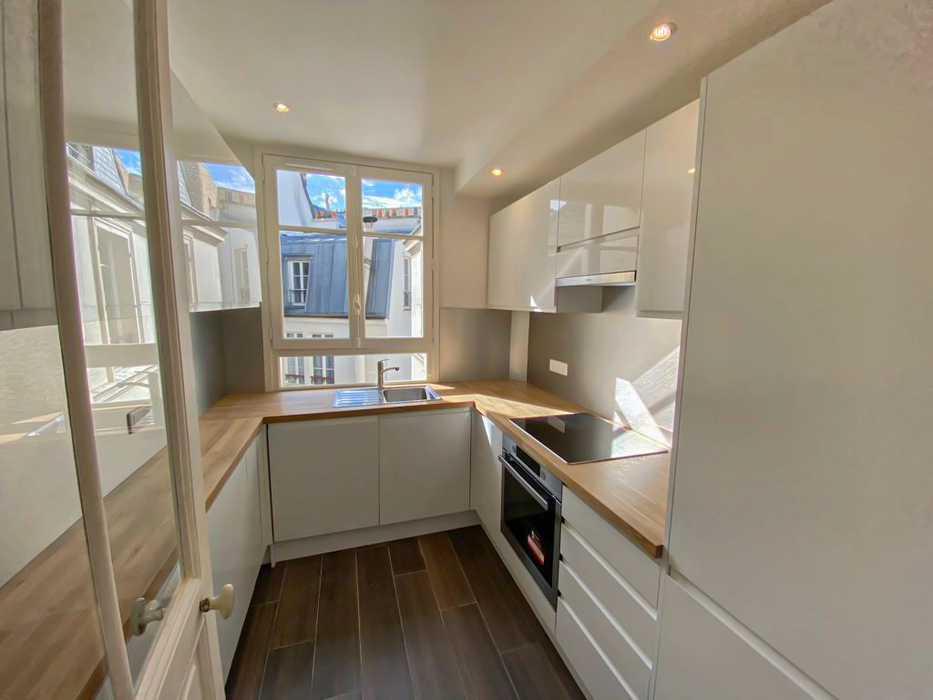 Vue depuis Cuisine appartement haussmannien