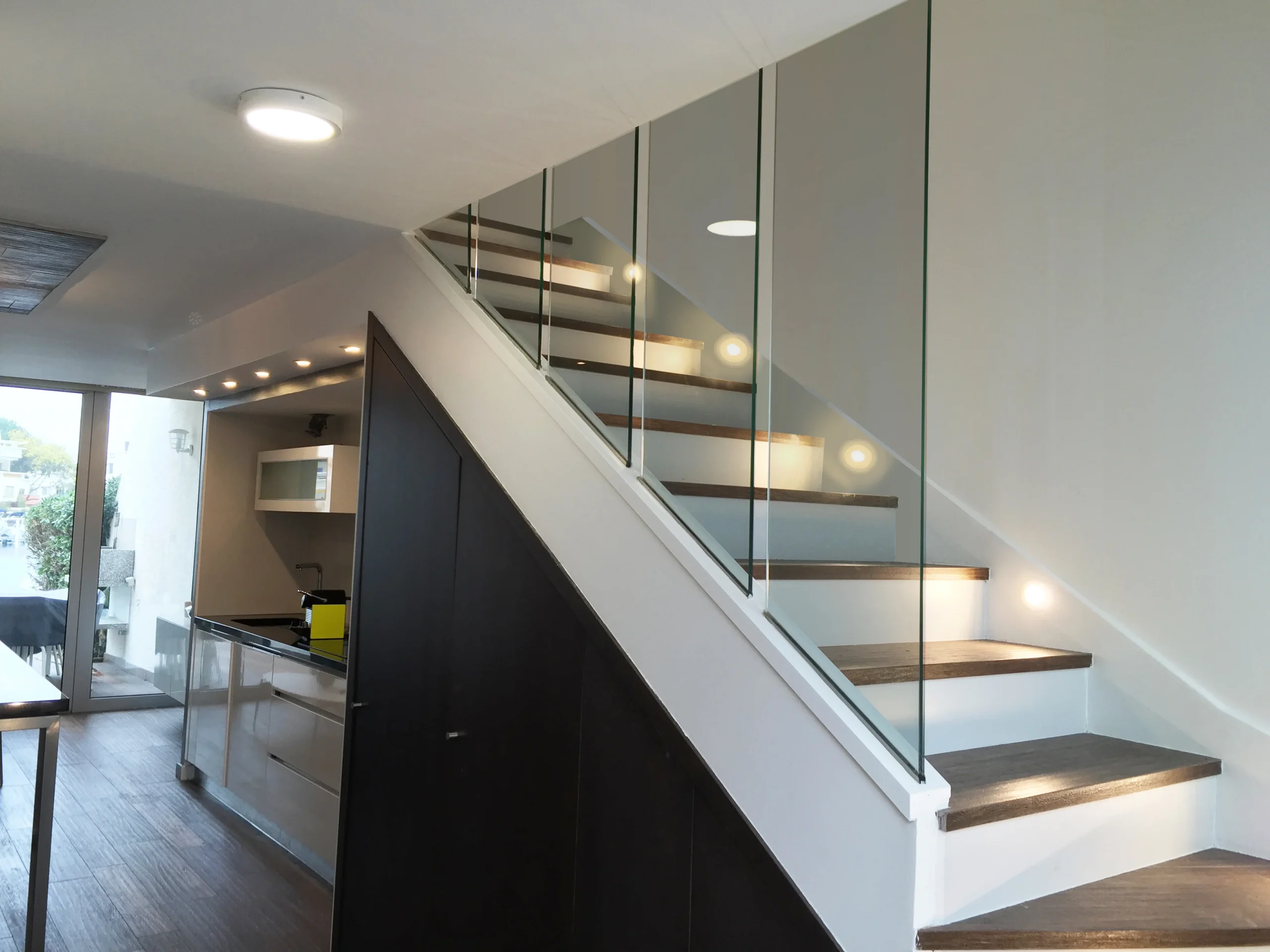 Conception escalier architecte d'intérieur style contemporain
