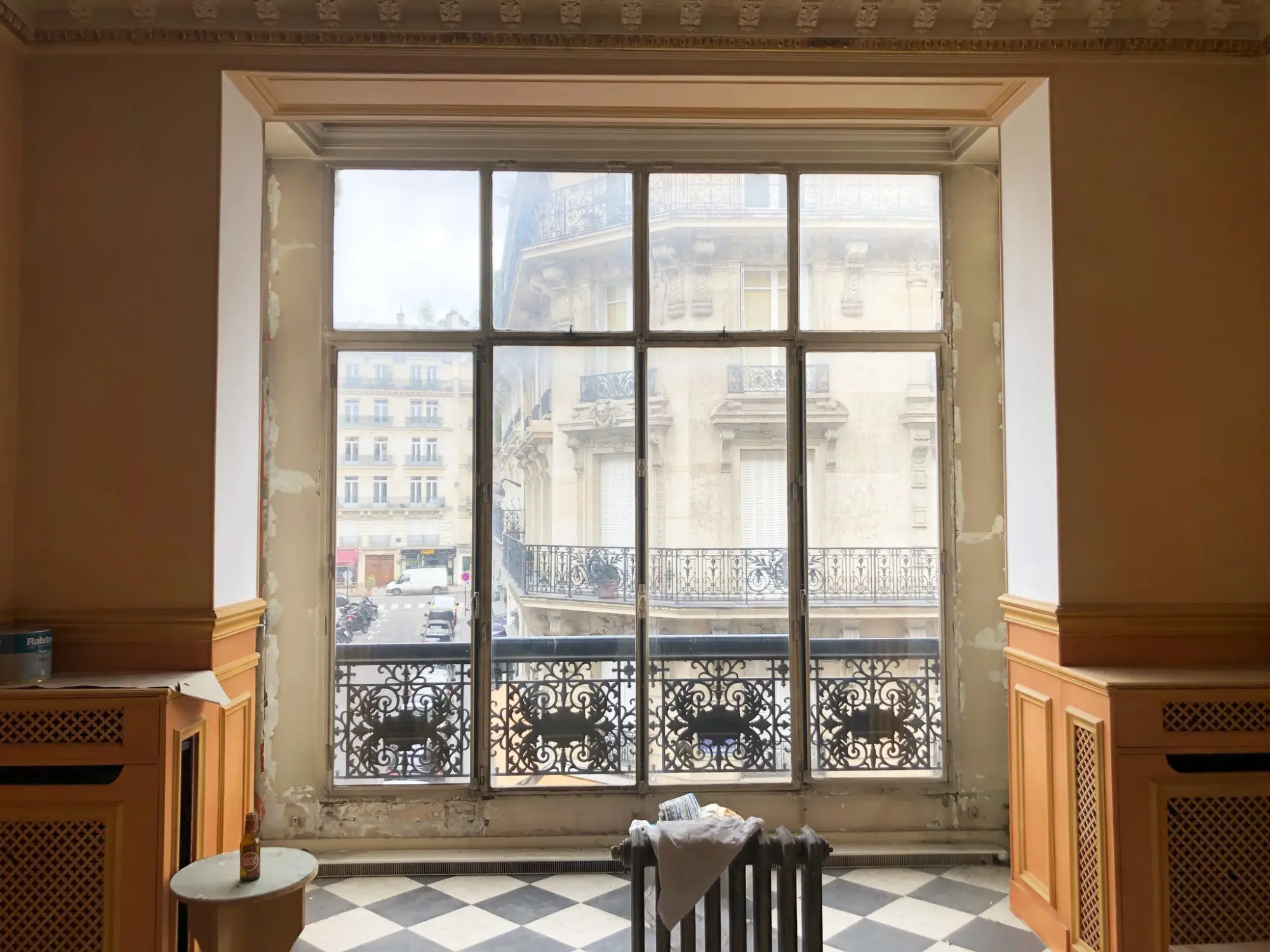 appartement haussmannien ancien avant réhabilitation