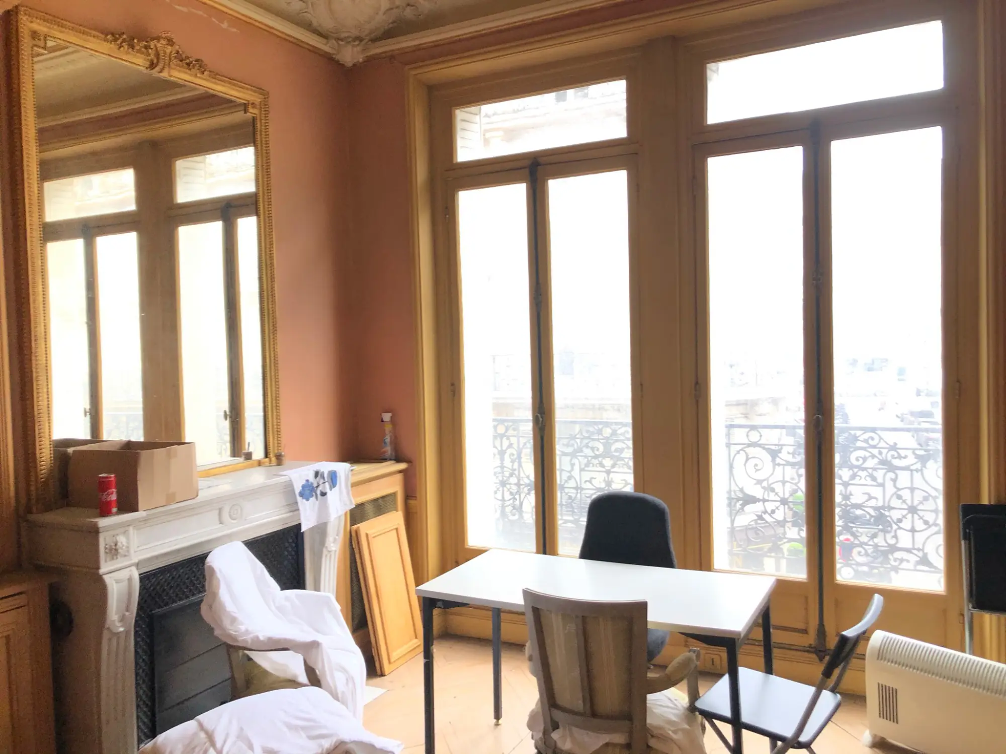 Salle à manger appartement haussmannien ancien avant réhabilitation