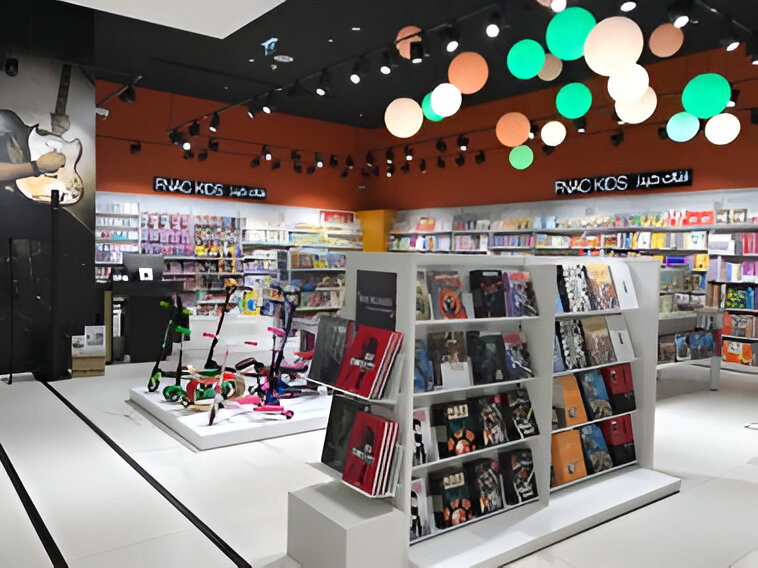 rayon livres agencement fnac